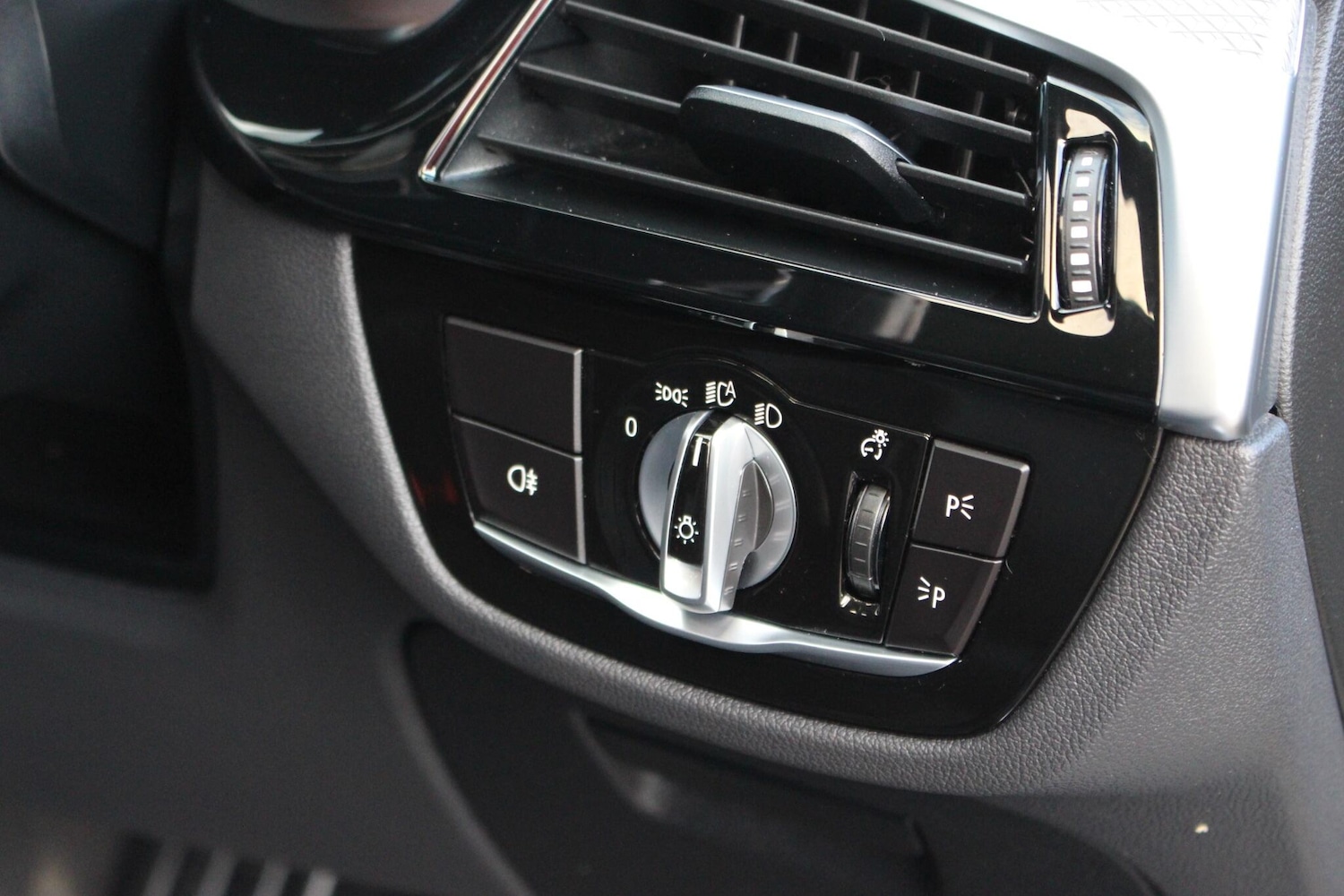 Used BMW 6 Series Gran Turismo 2019 for sale - 75544150: Photo 91