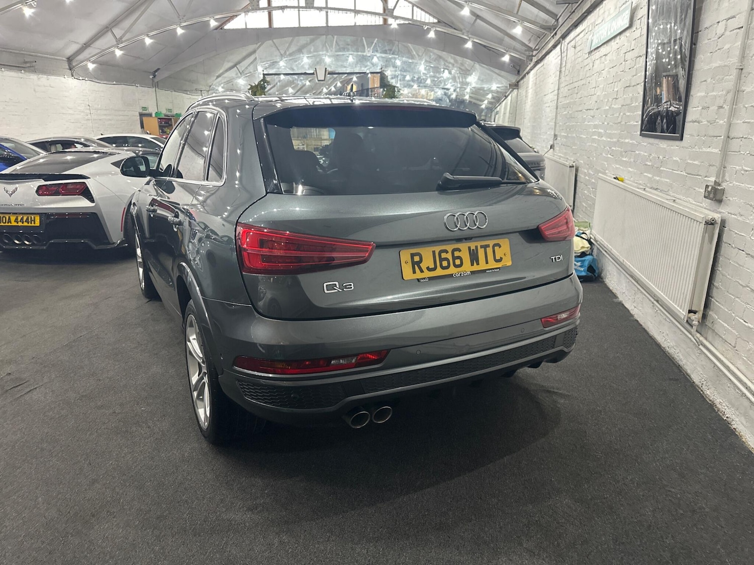 Used Audi Q3 2016 for sale - 76167544: Photo 2