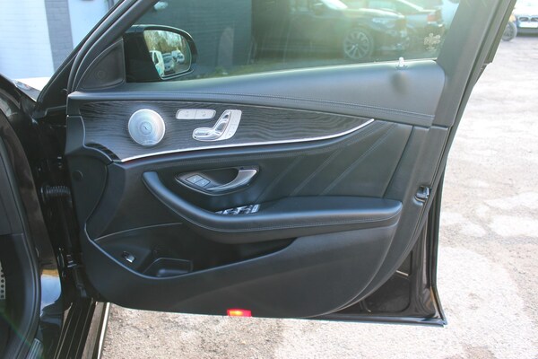 Used Mercedes-Benz E Class 2018 for sale - 73764890: Photo 59