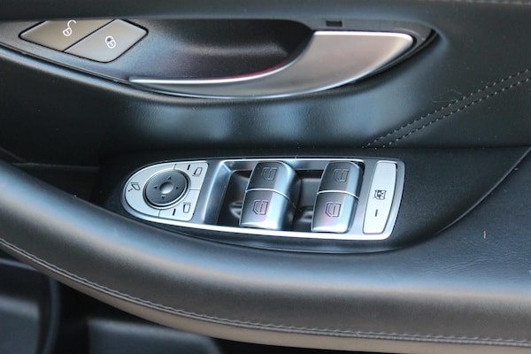 Used Mercedes-Benz E Class 2018 for sale - 73764890: Photo 61