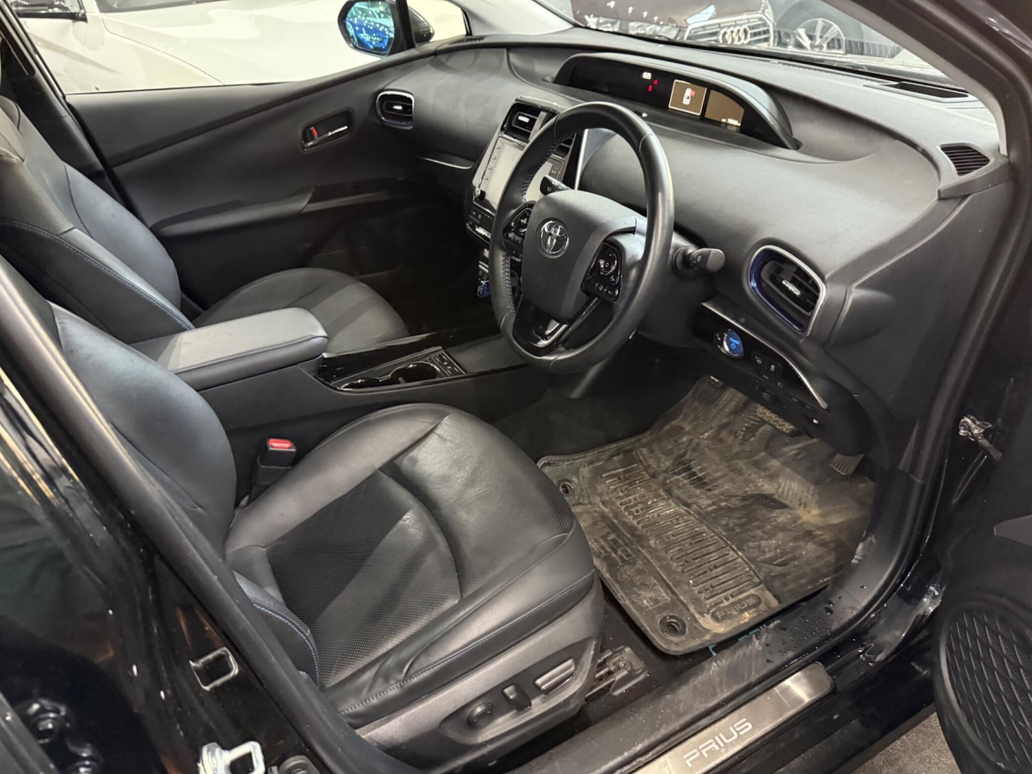 Used Toyota Prius for sale - 76995689: Photo 9