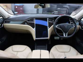 Used Tesla Model S 2015 for sale - 73765197: Photo