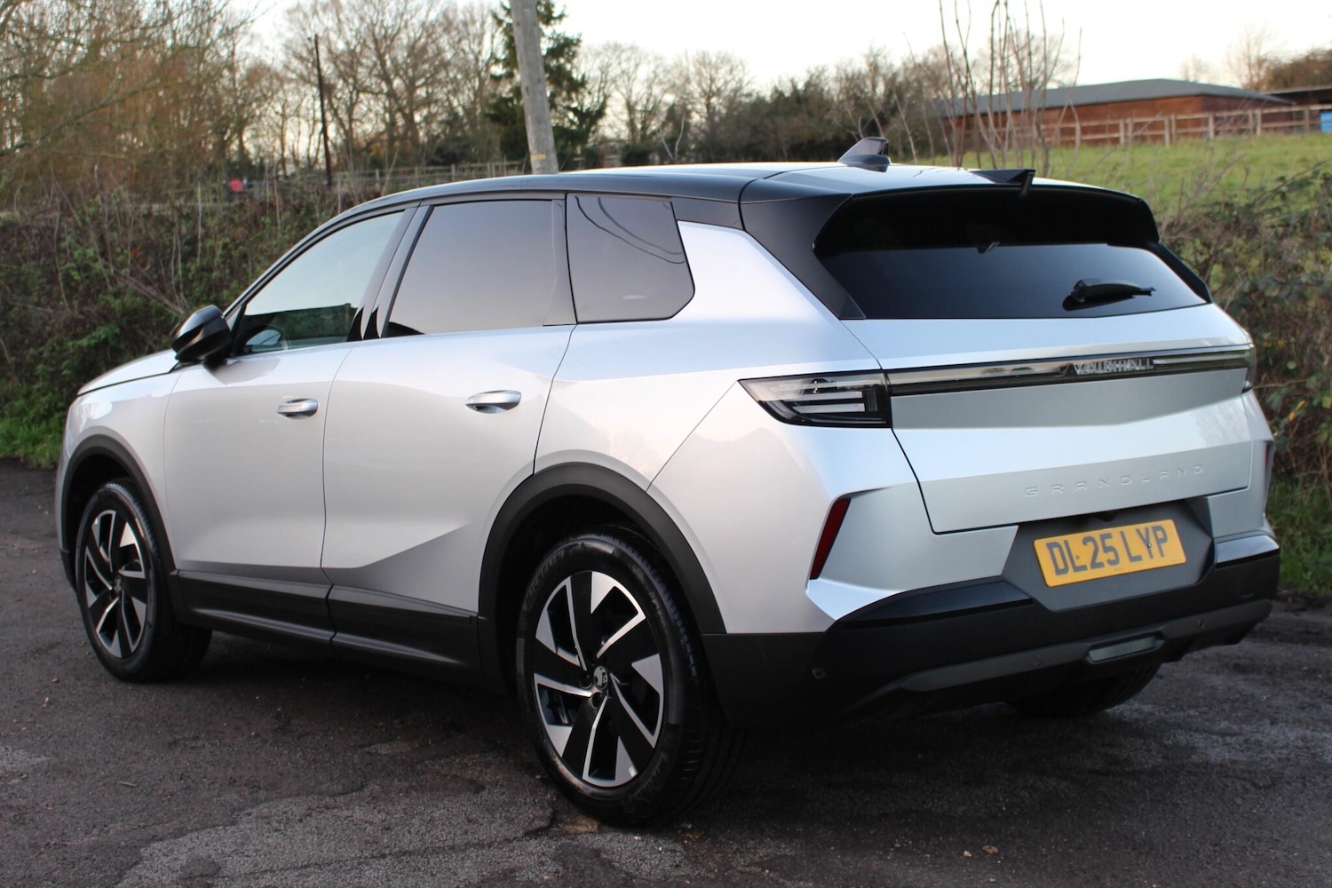 Used Vauxhall Grandland 2025 for sale - 77016155: Photo 2