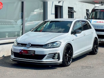 Used Volkswagen Golf 2017 for sale - 79249253: Photo