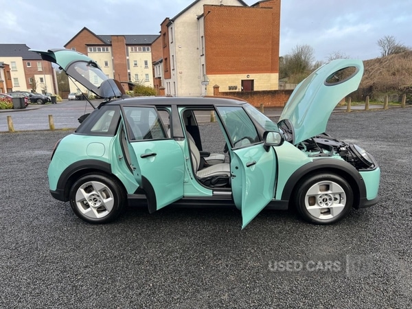 Used MINI Hatch 2025 for sale - 77926506: Photo 11