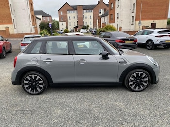 Used MINI Hatch 2022 for sale - 79159266: Photo