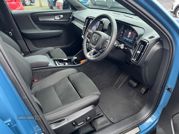 Used Volvo XC40 2025 for sale - 76672151: Photo 15