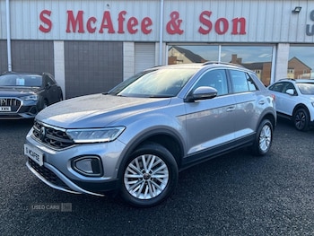 Used Volkswagen T-Roc 2023 for sale - 76446980: Photo