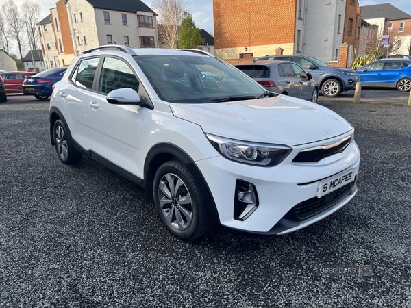 Used Kia Stonic 2022 for sale - 76593312: Photo 2