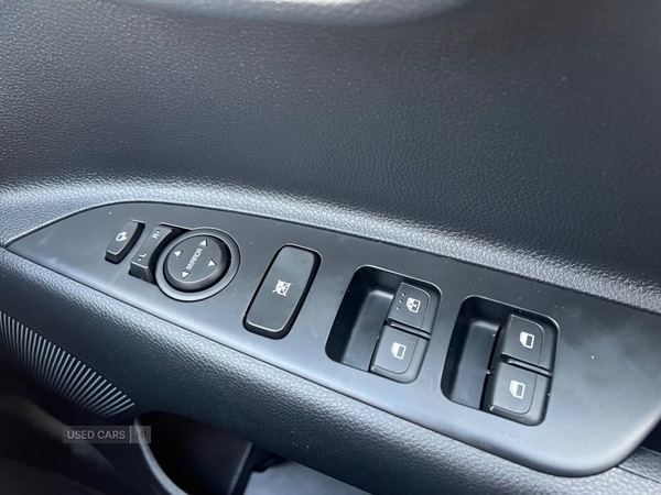 Used Kia Stonic 2022 for sale - 76593312: Photo 23