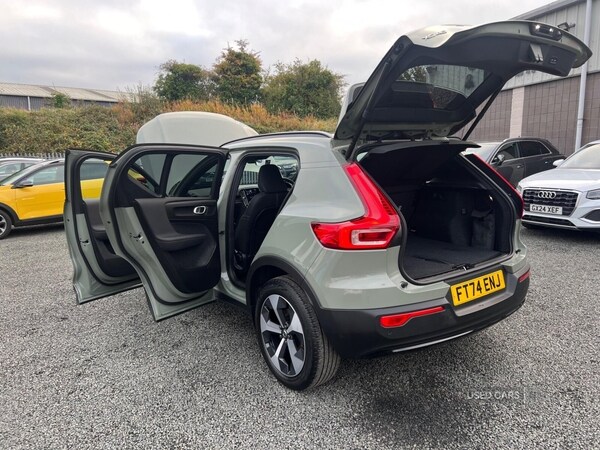 Used Volvo XC40 2025 for sale - 76248347: Photo 11