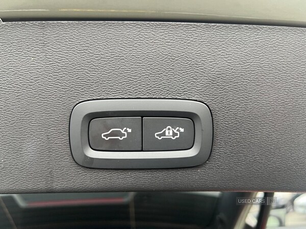 Used Volvo XC40 2025 for sale - 76248347: Photo 24