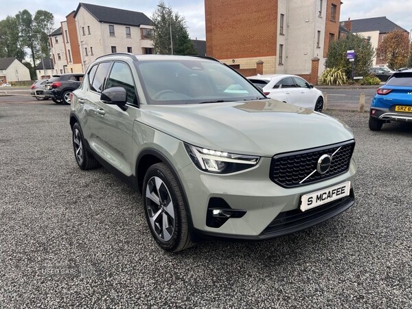 Used Volvo XC40 2025 for sale - 76248347: Photo 2