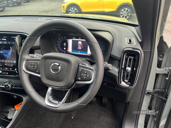 Used Volvo XC40 2025 for sale - 76248347: Photo 45