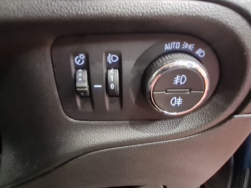 Used Vauxhall Grandland X 2018 for sale - 77932602: Photo 37