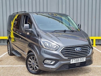 Used Ford Tourneo Custom 2018 for sale - 78750001: Photo