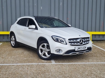 Used Mercedes-Benz GLA 2019 for sale - 77917246: Photo