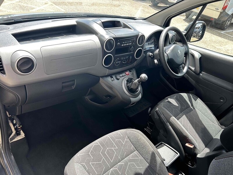 Vehicle 14