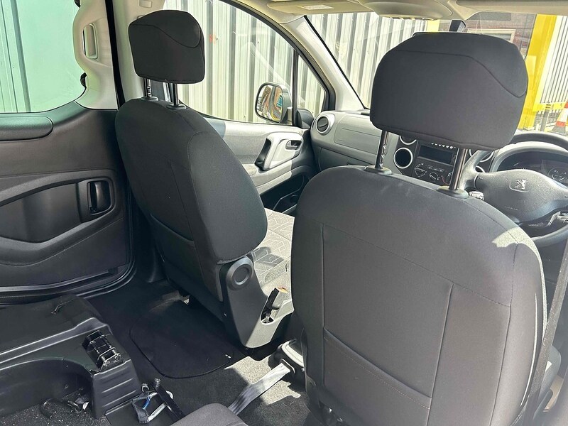 Vehicle 25