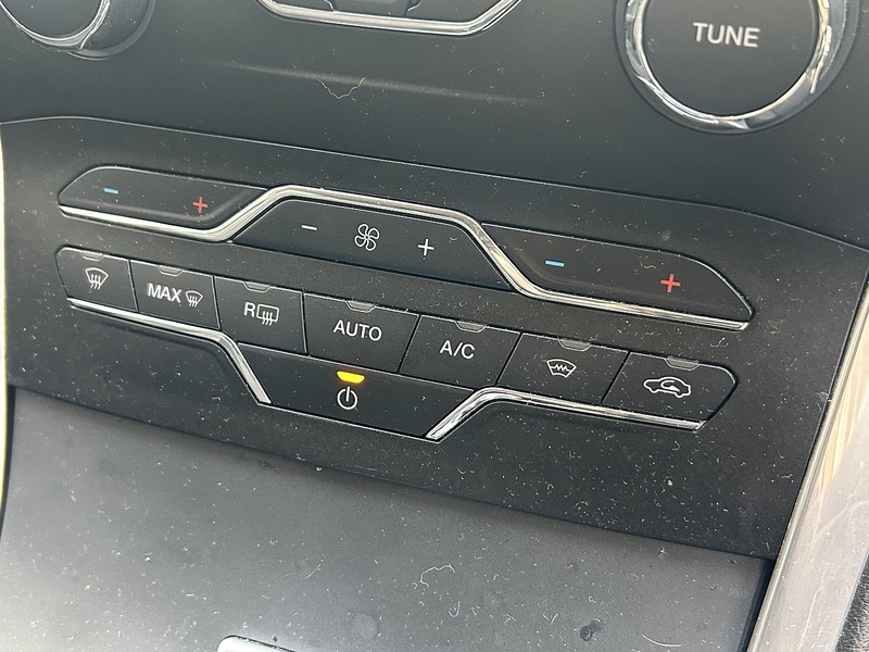 Used Ford Galaxy 2017 for sale - 76589055: Photo 11