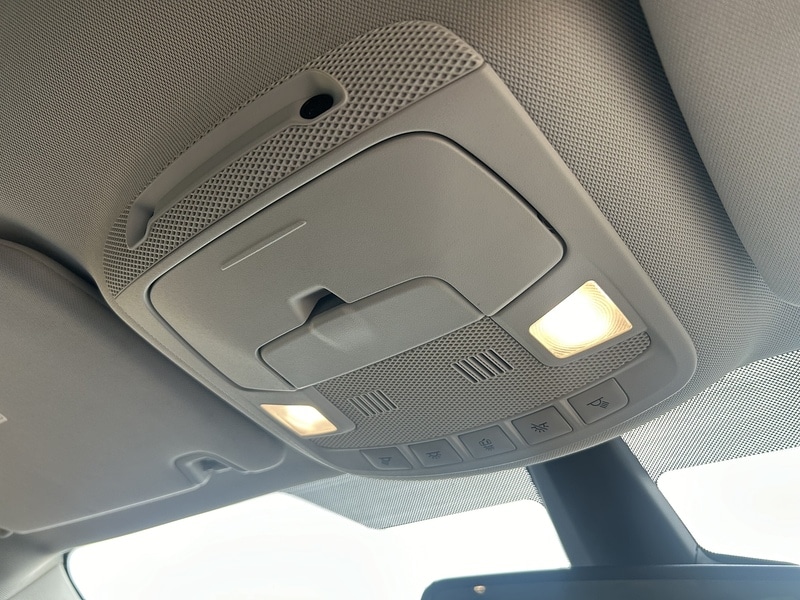 Used Ford Galaxy 2017 for sale - 76589055: Photo 8