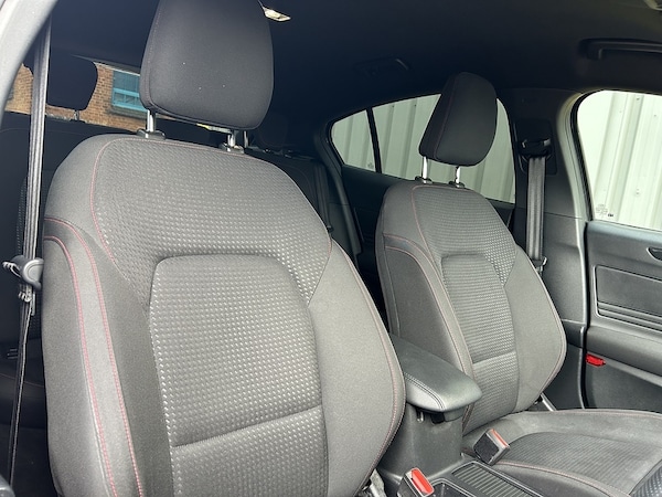 Used Ford Focus 2019 for sale - 76274434: Photo 11