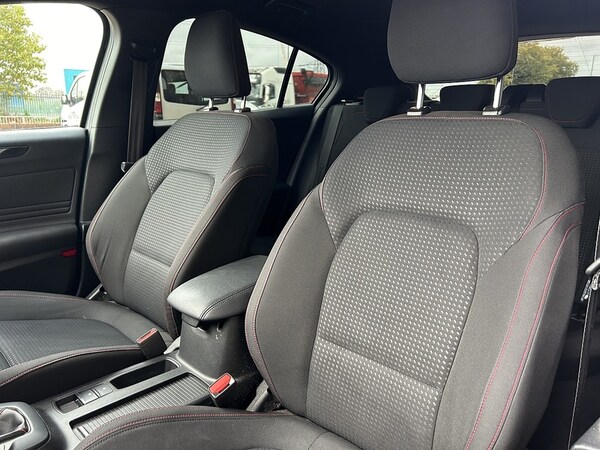 Used Ford Focus 2019 for sale - 76274434: Photo 12