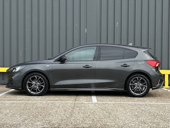 Used Ford Focus 2019 for sale - 76274434: Photo 4