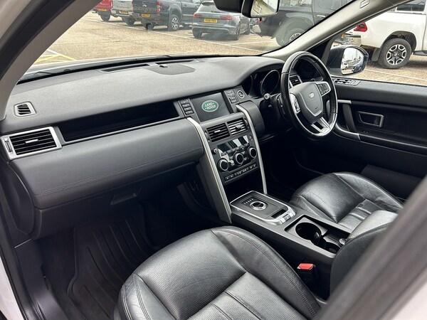 Used Land Rover Discovery Sport 2017 for sale - 76106365: Photo 14