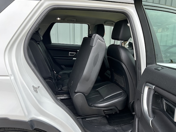 Used Land Rover Discovery Sport 2017 for sale - 76106365: Photo 19