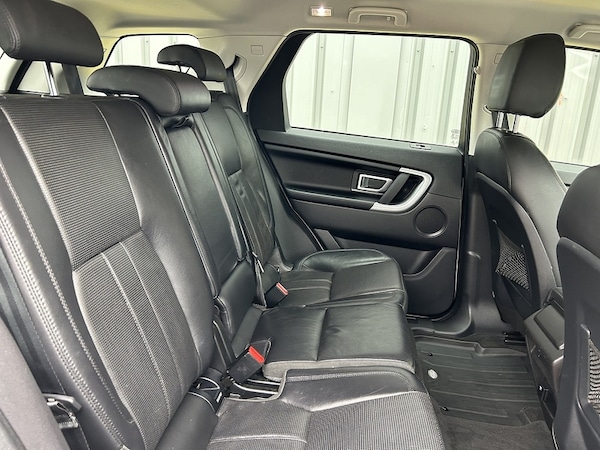 Used Land Rover Discovery Sport 2017 for sale - 76106365: Photo 21