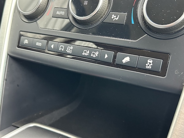 Used Land Rover Discovery Sport 2017 for sale - 76106365: Photo 40