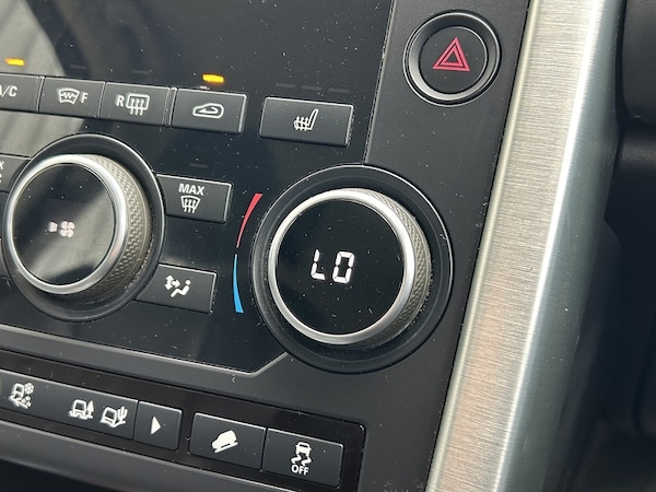 Used Land Rover Discovery Sport 2017 for sale - 76106365: Photo 41