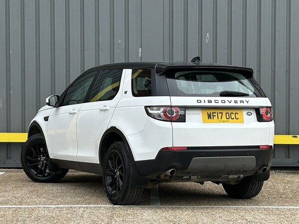 Used Land Rover Discovery Sport 2017 for sale - 76106365: Photo 5