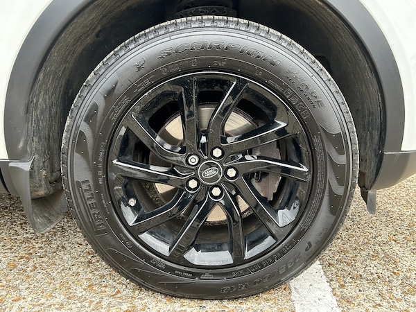 Used Land Rover Discovery Sport 2017 for sale - 76106365: Photo 65