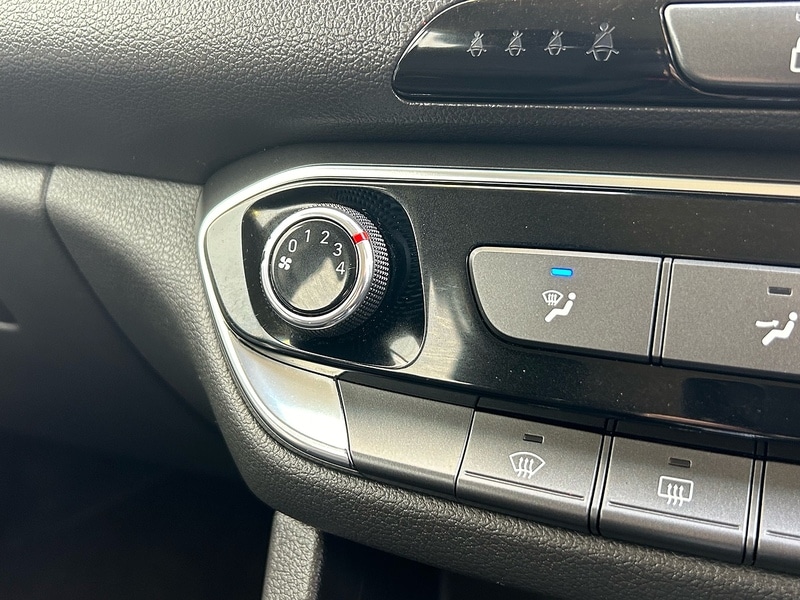 Used Hyundai i30 2019 for sale - 77579560: Photo 37