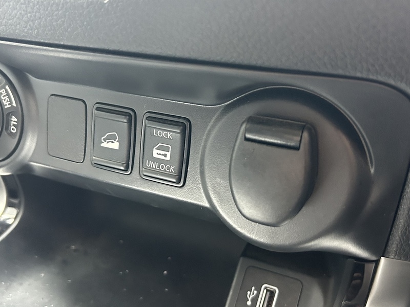 Used Nissan Navara 2020 for sale - 76426364: Photo 12