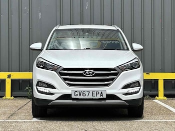 Used Hyundai TUCSON 2018 for sale - 76065072: Photo 2