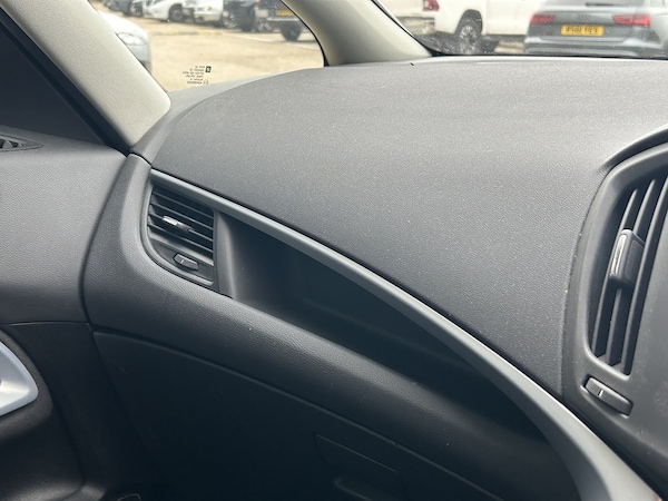 Used Vauxhall Zafira Tourer 2017 for sale - 76232383: Photo 15