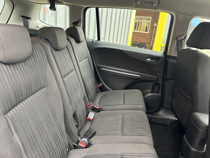Used Vauxhall Zafira Tourer 2017 for sale - 76232383: Photo 6