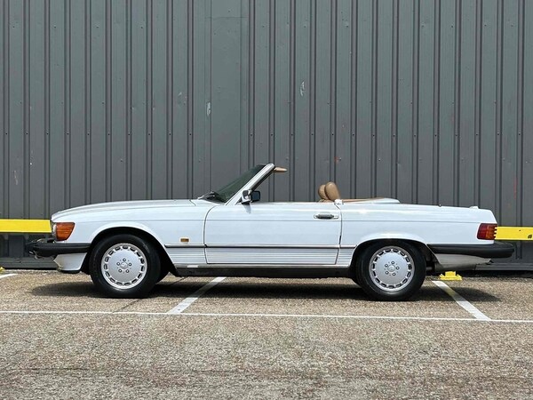 Used Mercedes-Benz SL 2019 for sale - 75301047: Photo 4