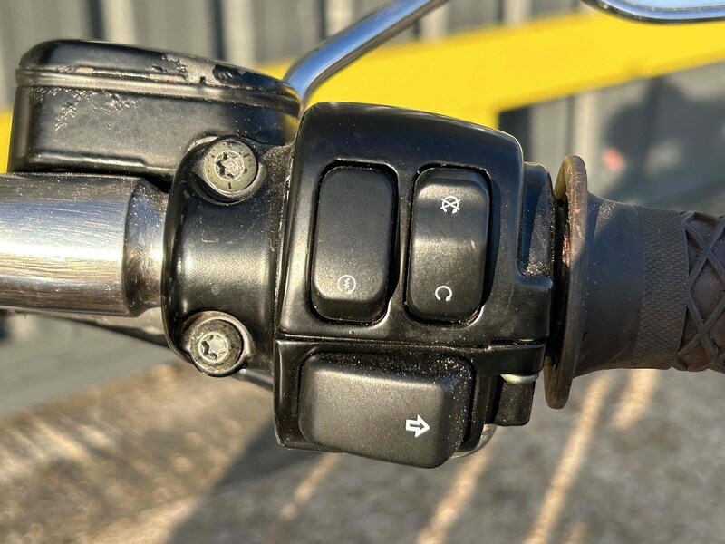 Harley-Davidson Dyna SUPERGLIDE