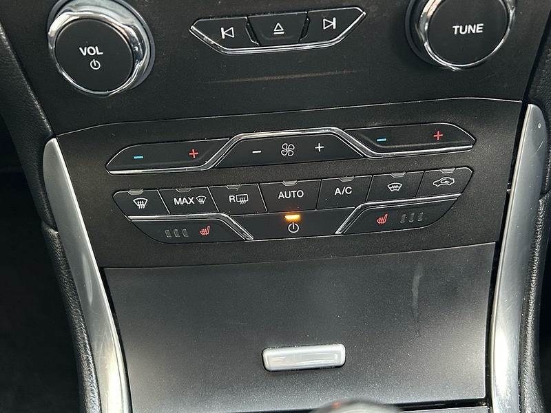 Used Ford Edge 2017 for sale - 76924005: Photo 43