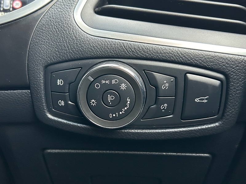 Used Ford Edge 2017 for sale - 76924005: Photo 50