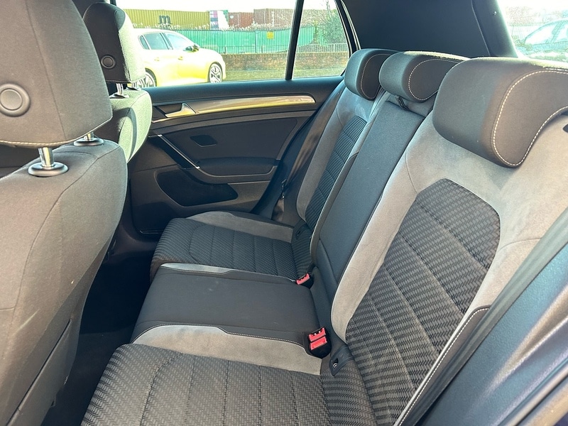 Used Volkswagen Golf 2020 for sale - 77655757: Photo 24