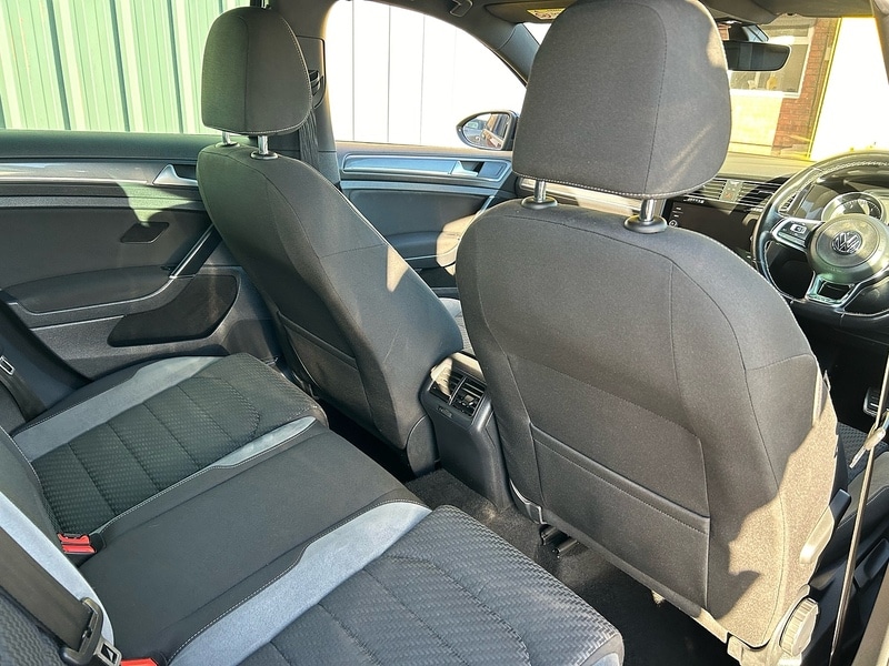 Used Volkswagen Golf 2020 for sale - 77655757: Photo 28