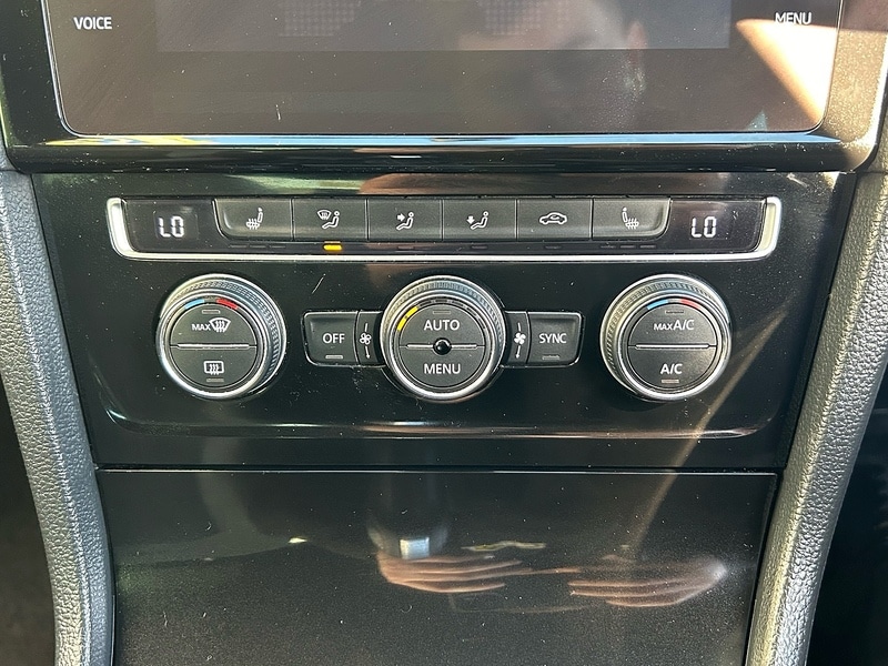 Used Volkswagen Golf 2020 for sale - 77655757: Photo 36