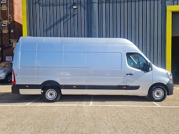 Used Renault Master 2024 for sale - 78709316: Photo