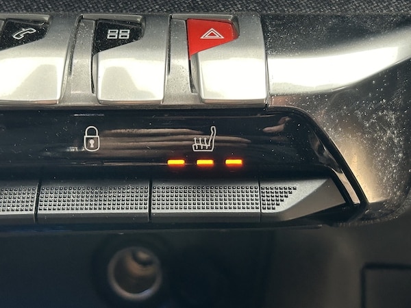 Used Peugeot 5008 2020 for sale - 76232385: Photo 16