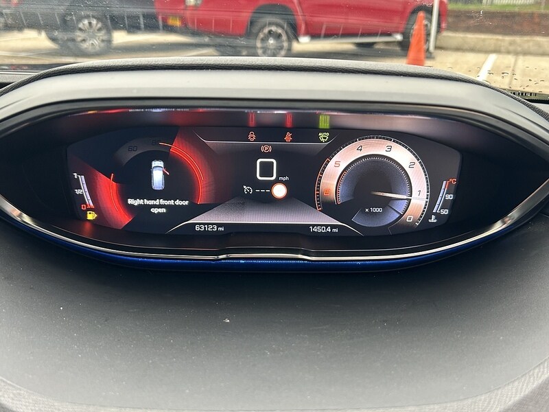 Used Peugeot 5008 2020 for sale - 76232385: Photo 9